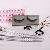 Künstliche Wimpern