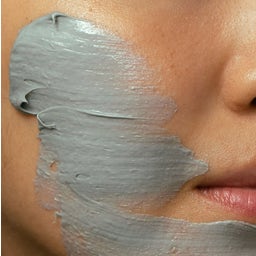 MÁDARA Creamy Clay AHA Peel Mask