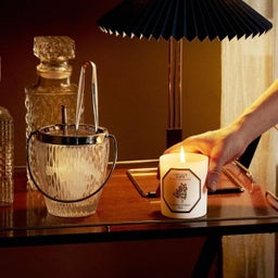 Carrière Frères Bougie Santal - 185 g