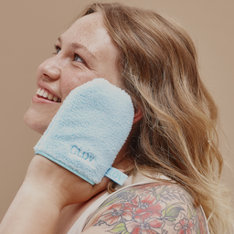 Iconic Mitt - Make up Remover and Cleansing Mitt - Blue Lagoon