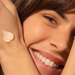 Hydra-Cream Energizing Vitaminized Moisturizer - 40 ml