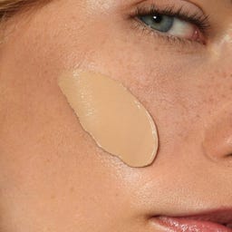 MÁDARA SKINONYM Semi-Matte Peptide Foundation - 40 Sand