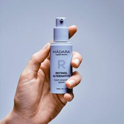 MÁDARA RETINOL ALTERNATIVE Plant-Powered Serum - 30 ml