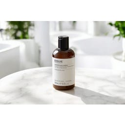 Evolve Organic Beauty Superfood Shine Shampoo - 250 ml