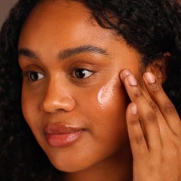Evolve Organic Beauty Resveratrol + Niacinamide Serum