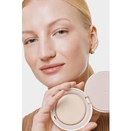 ILIA Beauty Soft Focus Finishing Powder - Light Translucent