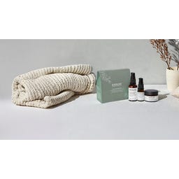 Evolve Organic Beauty Hydration Heroes Bundle - 1 Set