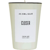 Atelier Oblique Closer dišeča sveča