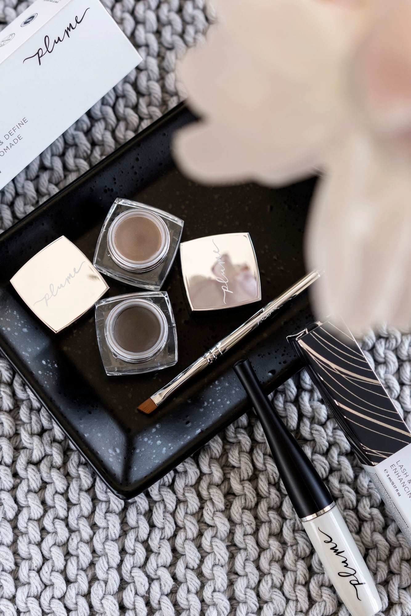 Plume Nourish & Define Brow Pomade - Cinnamon Cashmere