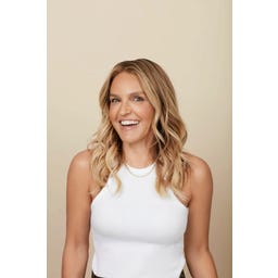 Monika Blunder Beauty Blunder Cover - 4.25 - Vier.25