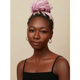 Monika Blunder Beauty Blunder Cover - 7.5