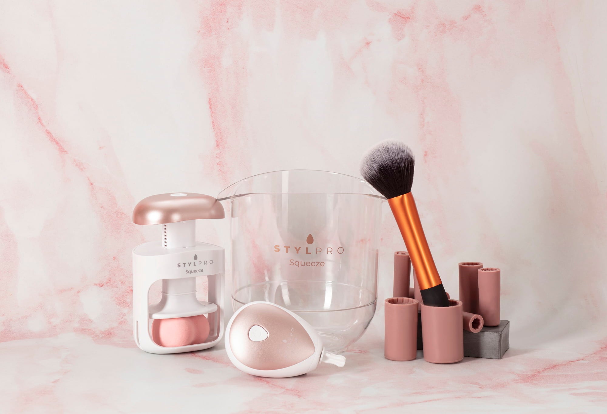 Spin & Squeeze Makeup Brush and Sponge Cleaner - 1 Set
