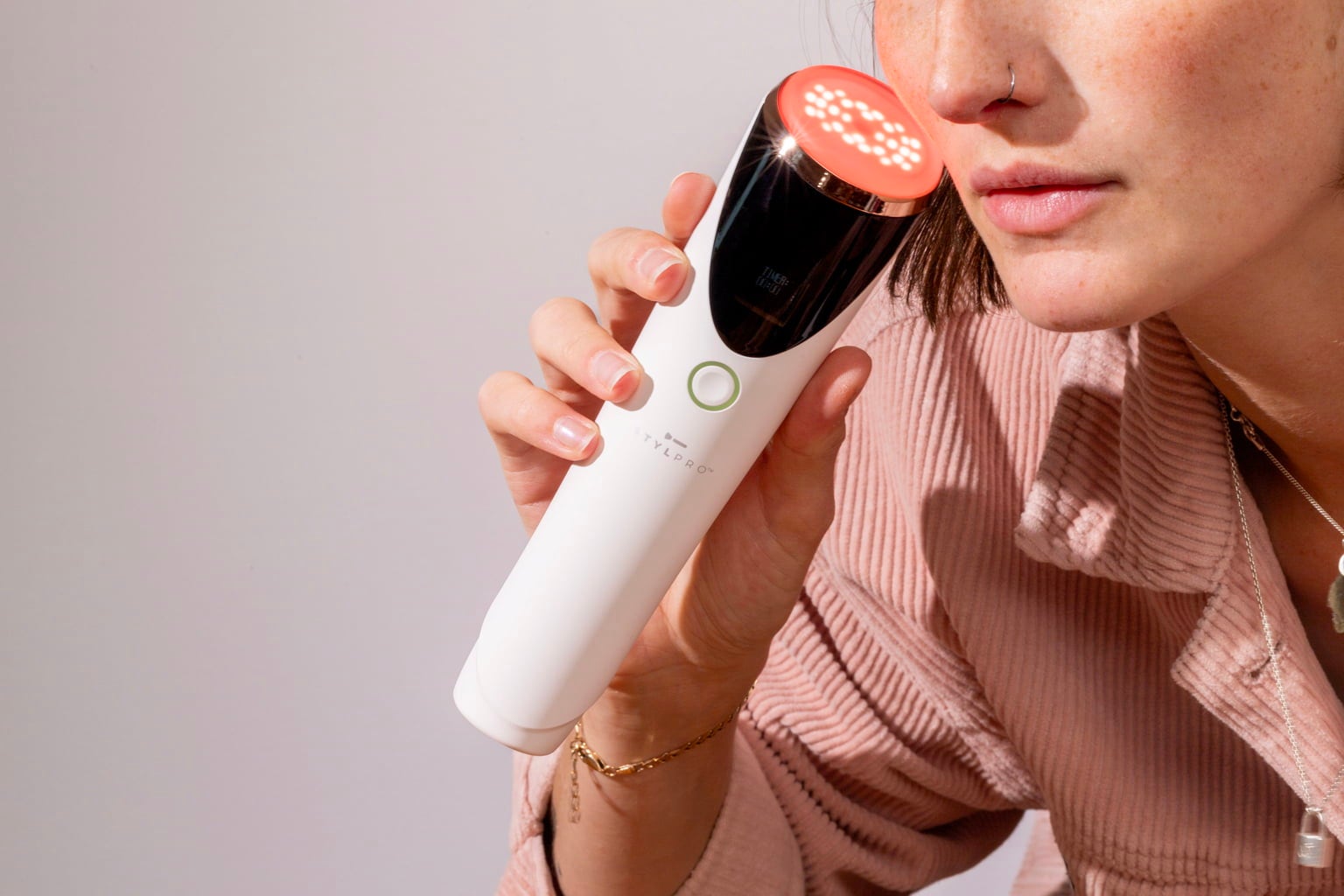 StylPro Pure Red LED Light Therapy Facial Device - 1 Stk