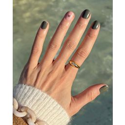 Manucurist Green Nail Polish Dark Tones - Khaki